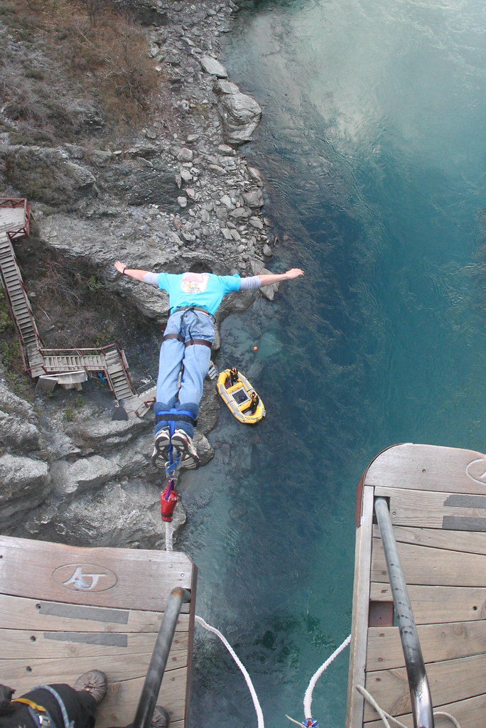 Kuwarau Bungee Jump